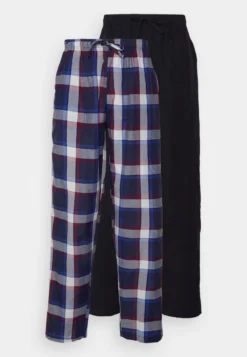 Pier One 2 Pack - Pyjama Bottoms - 503 - Dark Blue_302 - Red 10 Pier One 2 Pack - Pyjama Bottoms - 503 - Dark Blue_302 - Red -Pier One 063b88d7f4b14317a1b84bef67ff886c scaled