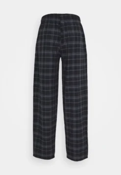 Pier One Pyjama Bottoms - Black/Blue 11 Pier One Pyjama Bottoms - Black/Blue -Pier One 0a71a37f4ee7442ba62f64c417bbbca4 scaled