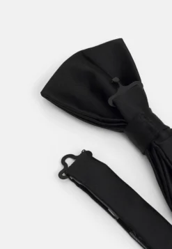 Pier One Set - Pocket Square -Black -Pier One 0c31a86118a34f4aa1aaadb742e27768 scaled