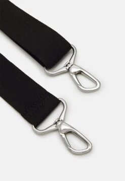 Pier One Unisex - Weekend Bag - Black -Pier One 1305536ab04544d79aa0ad96e3fce40b scaled