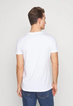 Pier One 5 Pack - Basic T-Shirt - White/Black -Pier One 1668a615b94040369308c97efdb1bcb6 scaled