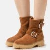 Pier One Leather - Cowboy/Biker Ankle Boot - Cognac
