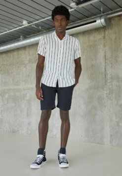 Pier One 2 Pack - Shorts - Black/Olive