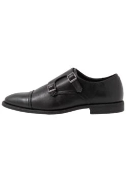 Pier One Smart Slip-Ons - Black