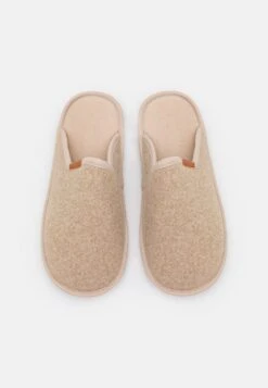 Pier One Slippers - Beige 9 Pier One Slippers - Beige -Pier One 2a101e90b000473d827ac25dcf3c276f scaled
