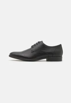 Pier One Smart Lace-Ups - Black