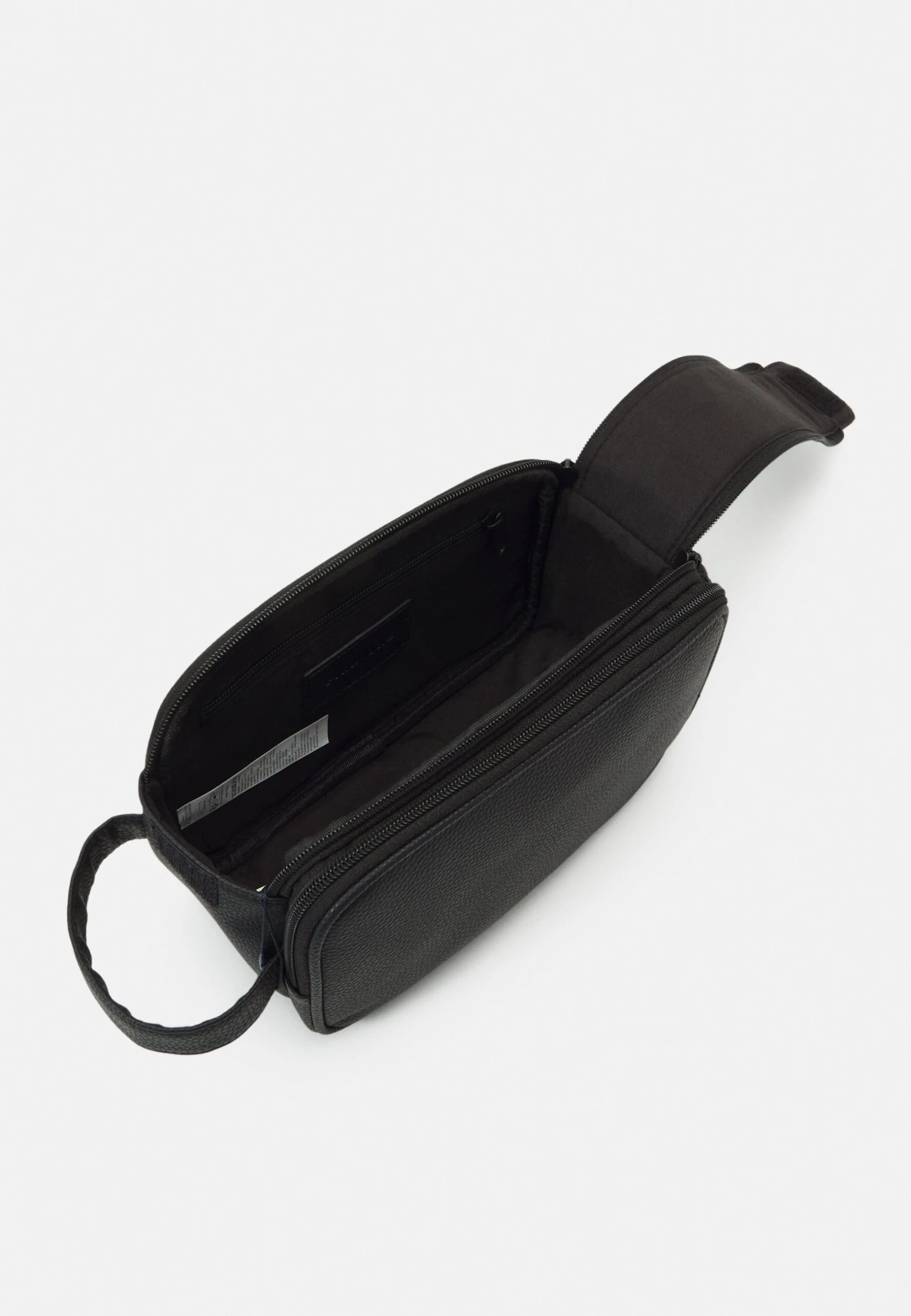 Pier One Unisex - Wash Bag - Black 3 Pier One Unisex - Wash Bag - Black - Image 3