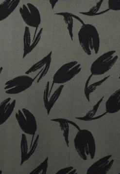 Pier One Shirt - Olive 10 Pier One Shirt - Olive -Pier One 39acb3f3eae4406d982e6fa58fc3d60b scaled