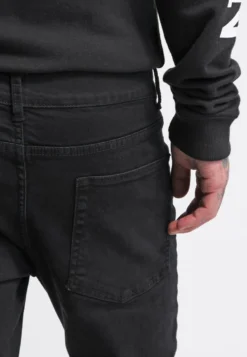 Pier One Slim Fit Jeans - Black -Pier One 47c3e37ba1f2489a90f696fbf26b81ef