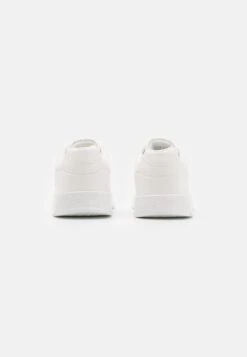 Pier One Unisex - Trainers - White -Pier One 4983de3eec88467780097e91a4c2581a scaled