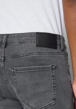 Pier One Straight Leg Jeans - Grey -Pier One 4c6420e394df46488021caf95d5c1f3a scaled