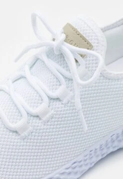 Pier One Trainers - White -Pier One 4c68a9d17c8d4e5286ac74f45d548780 scaled