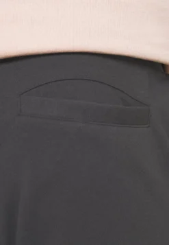 Pier One Tracksuit Bottoms - Dark Grey -Pier One 4dba7bd6995145a9b07e0b61cdb4749a scaled