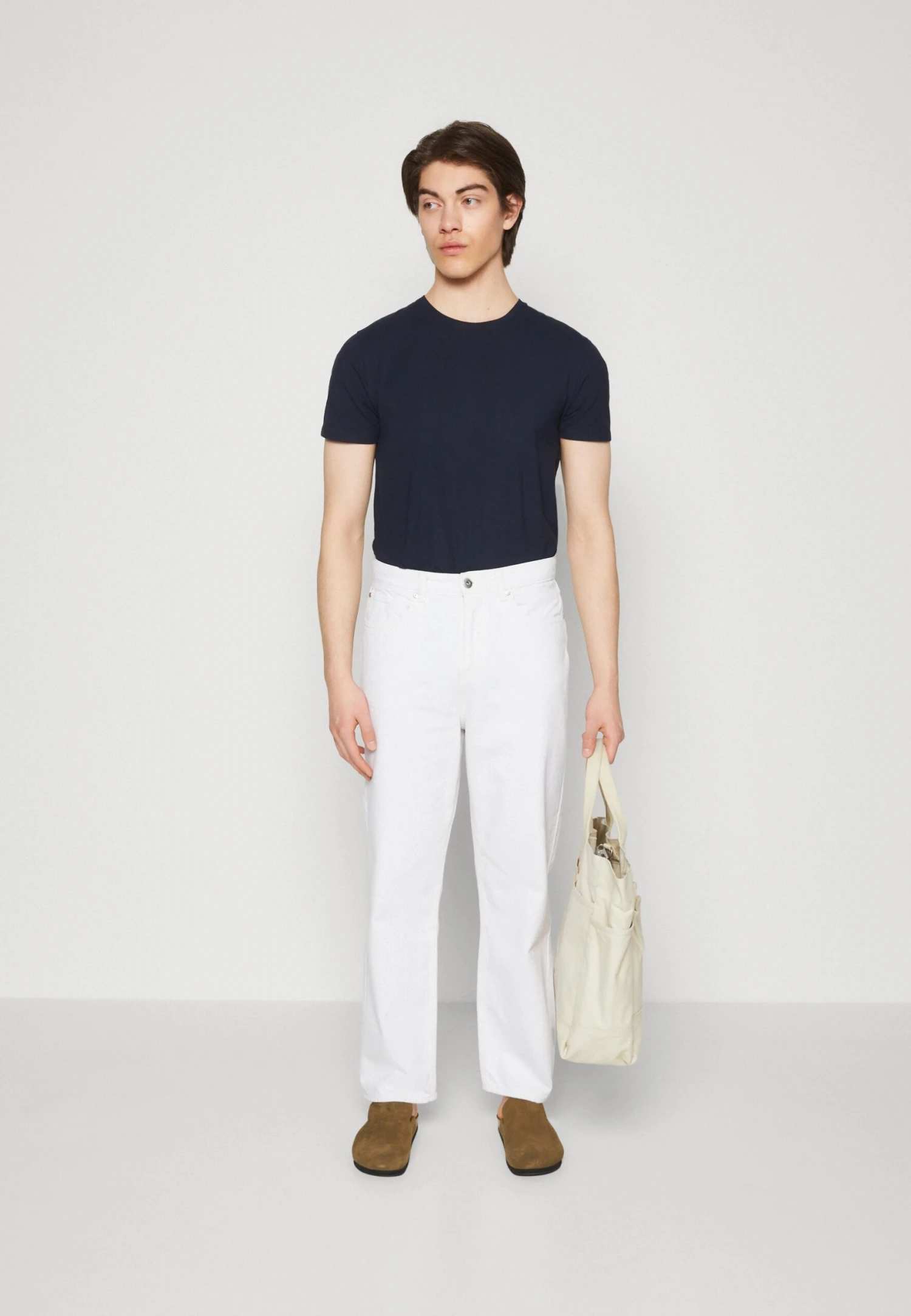 Pier One Relaxed Fit Jeans - White 2 Pier One Relaxed Fit Jeans - White - Image 2