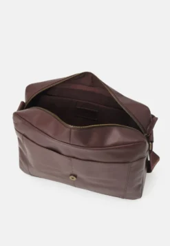 Pier One Leather Unisex - Laptop Bag - Brown -Pier One 5b4d14f90e4c4510b679f04d80f27b19 scaled