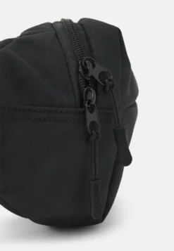 Pier One Bum Bag -Black -Pier One 5d0cfdbe6ee14ba0885aeb888b747ec9 scaled