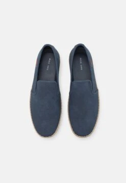 Pier One Slip-Ons - Blue 9 Pier One Slip-Ons - Blue -Pier One 656e6ee4162f42a2829e5998266ce0ae scaled