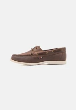 Pier One Leather Unisex - Boat Shoes - Brown