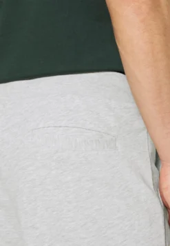 Pier One Tracksuit Bottoms - Light Grey 9 Pier One Tracksuit Bottoms - Light Grey -Pier One 7160a1a657b544d09a99a97432eeb09a scaled