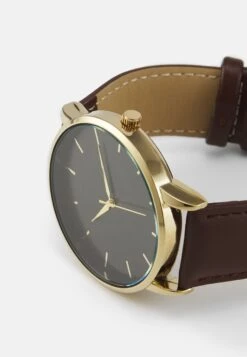 Pier One Watch - Brown -Pier One 72d2925f58f047d59e974d7b6a37ab59 scaled