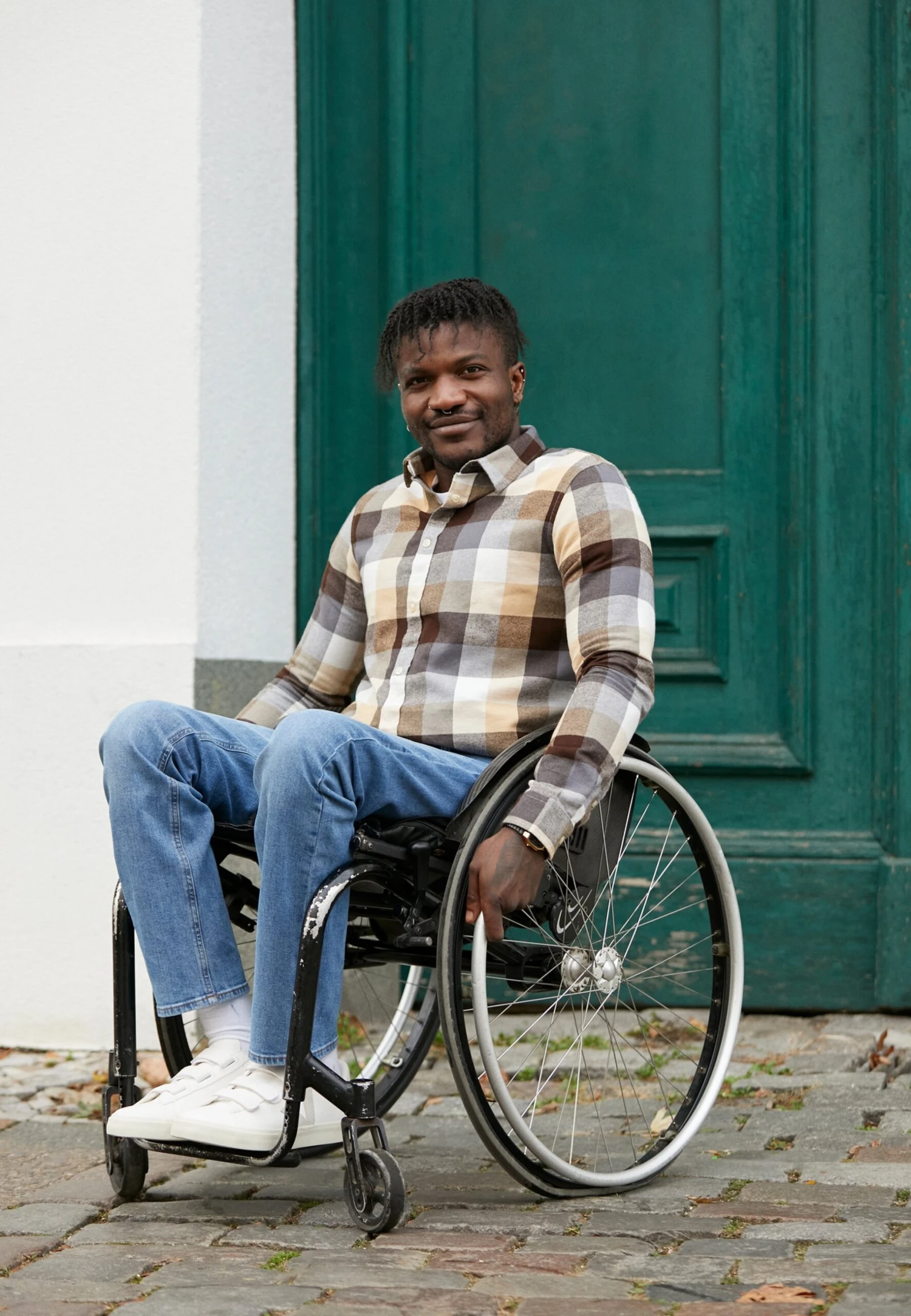 Pier One Straight Leg Jeans - Blue Denim 2 Pier One Straight Leg Jeans - Blue Denim - Image 2