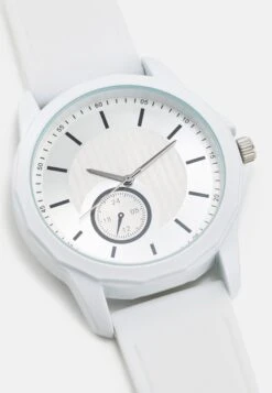 Pier One Unisex - Watch - White -Pier One 8965057d2b72463f8321f9e53d010a17 scaled