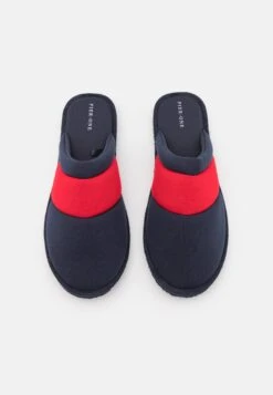 Pier One Unisex - Slippers - Dark Blue/Red 9 Pier One Unisex - Slippers - Dark Blue/Red -Pier One 8af2b4cf7cb544169d42982a9f3ccda1 scaled