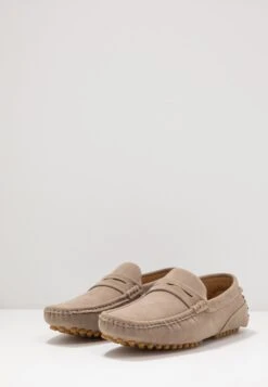 Pier One Unisex - Moccasins - Taupe -Pier One 8db2ebcd0d58417e91782ba204cb2b61 scaled