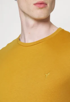 Pier One 5 Pack - Basic T-Shirt - Mottled Dark Blue/Yellow/Orange 15 Pier One 5 Pack - Basic T-Shirt - Mottled Dark Blue/Yellow/Orange -Pier One 8fdd2e6d6b2e44d3884f3c2266b3b4fd scaled