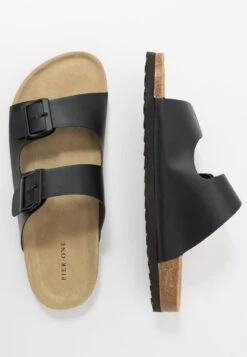 Pier One Unisex - Slippers - Black -Pier One a98de5f417bd4f57b176937b18a12ab7 scaled