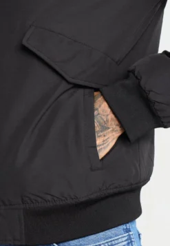 Pier One Winter Jacket - Black -Pier One ae88e11f610a4dc79ec91c66d3157115