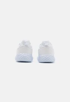 Pier One Trainers - White -Pier One b1dac20e98aa4a24ac507e67b7d64ec3 scaled