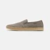 Pier One Slip-Ons - Grey