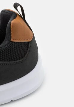 Pier One Trainers - Black -Pier One c27a38d4731b4862bd351e1d2e7f997b scaled