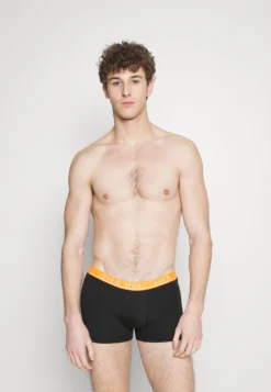 Pier One 12 Pack - Pants - Black 9 Pier One 12 Pack - Pants - Black -Pier One c362710e70c04551ae0e150a2cf2012c scaled