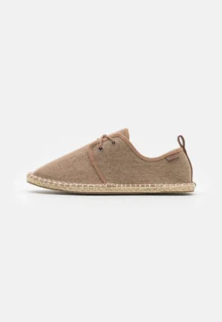 Pier One Casual Lace-Ups - Beige