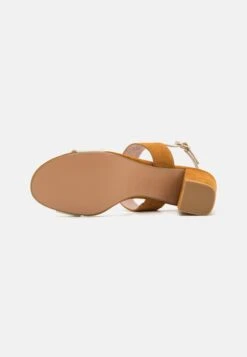 Pier One Leather- Sandals - White/Cognac -Pier One cdd8b57c5133477f8fbebb682a16a8de scaled