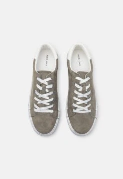 Pier One Trainers - Grey 9 Pier One Trainers - Grey -Pier One d8a8c5fbd9a84f9cba5936fbc31ad80d scaled