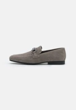 Pier One Smart Slip-Ons - Grey