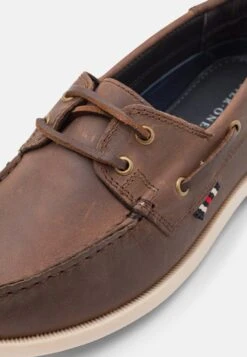 Pier One Leather Unisex - Boat Shoes - Brown 11 Pier One Leather Unisex - Boat Shoes - Brown -Pier One f48a24be4d004020a596b3b23890d62b scaled