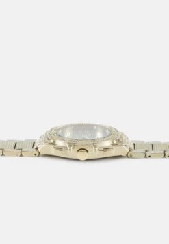 Pier One Unisex - Watch - Gold-Coloured -Pier One f535f4de4f644361b4587a2a2ae7666b scaled